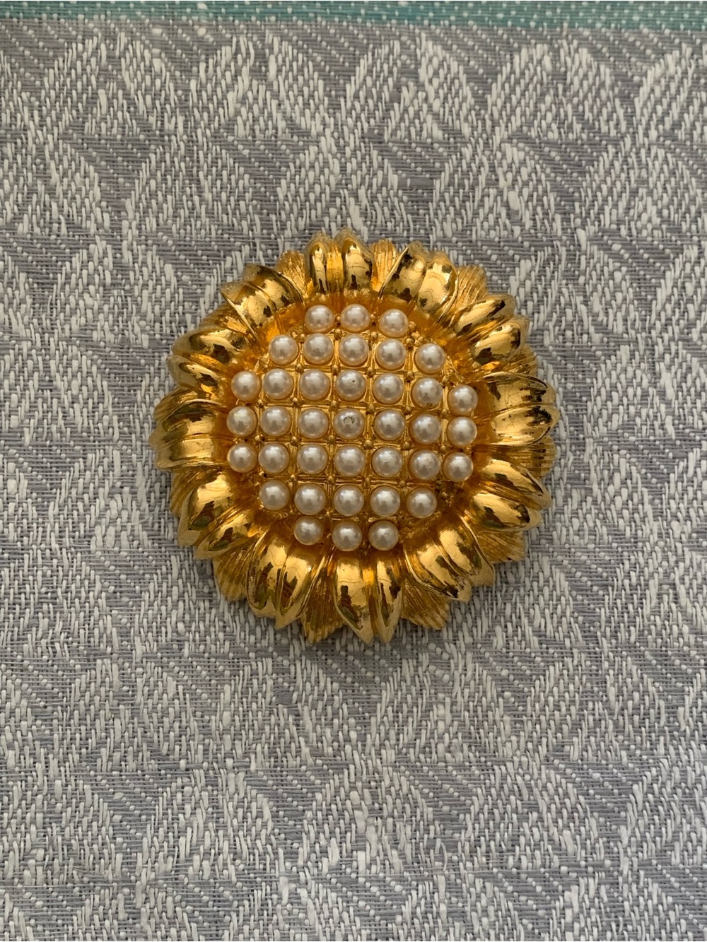 Vintage MOD Gold Pearl-Cluster Flower Brooch with Bail